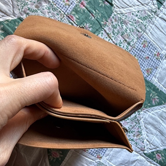 Phone Crossbody Bohemian tan Brown Tassel Crossbody Bag needs a chain for d ring - Picture 8 of 10